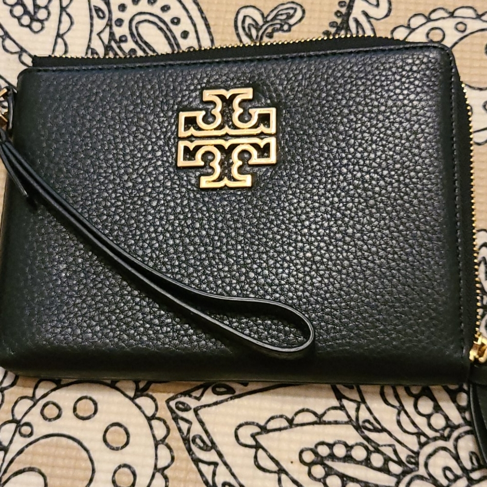 Tory Burch Britten wristlet